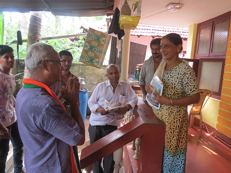ಸೂಟರ್‌ಪೇಟೆ ಪರಿಸರದಲ್ಲಿ ಲೋಬೊ ಮತಯಾಚನೆ